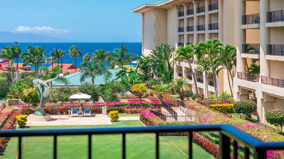 Rooms & Suites - Four Seasons Maui