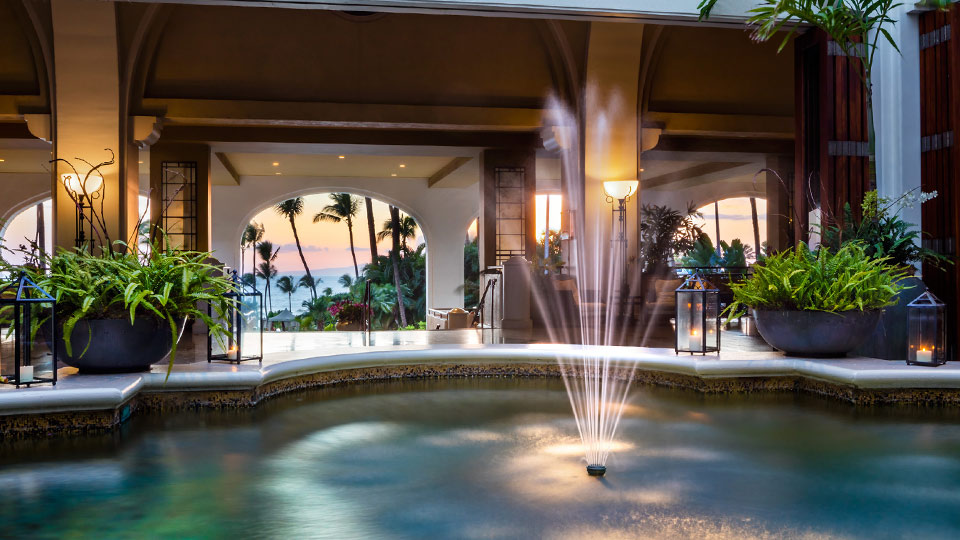 Lobby Fountain Fairmont Kea Lani