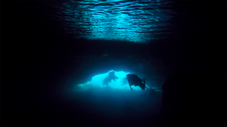 Nighttime Scuba Diving Maui