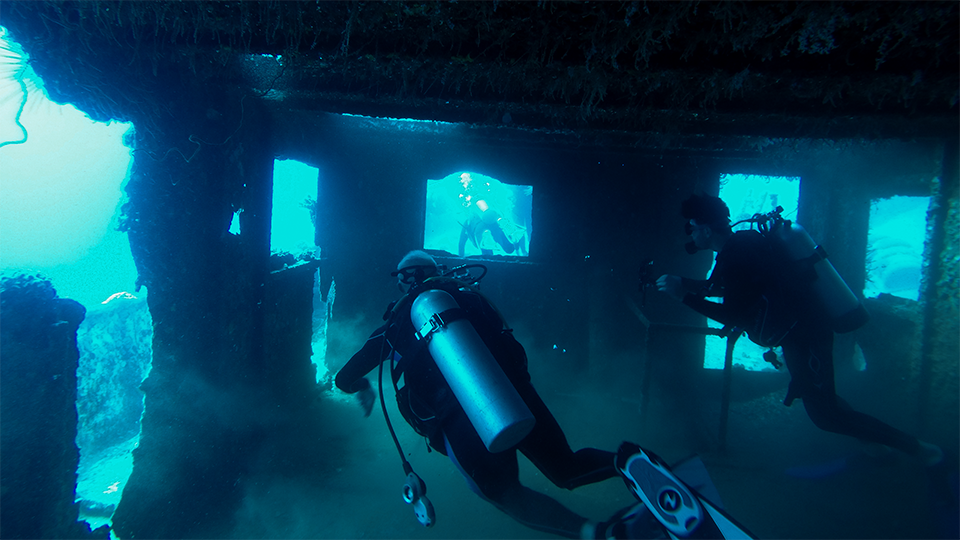 Nighttime Scuba Diving Maui