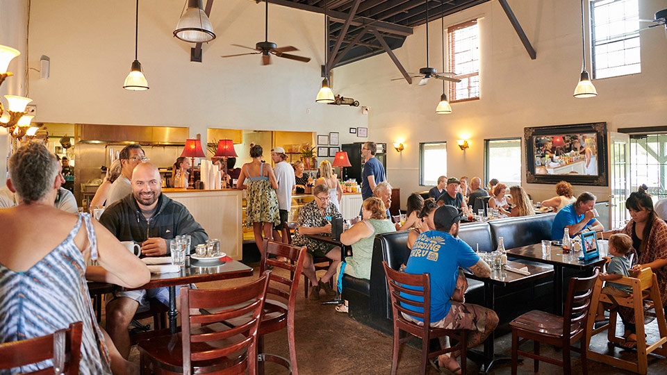 Maui Best Burger Colleen's Cannery