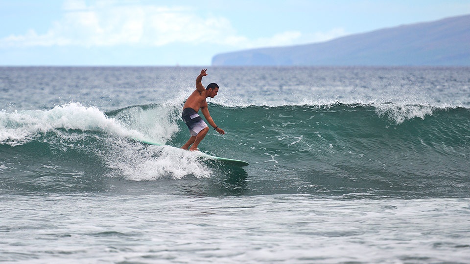 Top 10 Beginner Surf Breaks in Maui