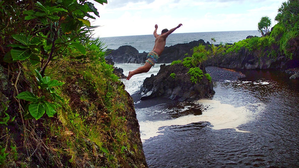 Best Maui Land Activities Cliff Jump