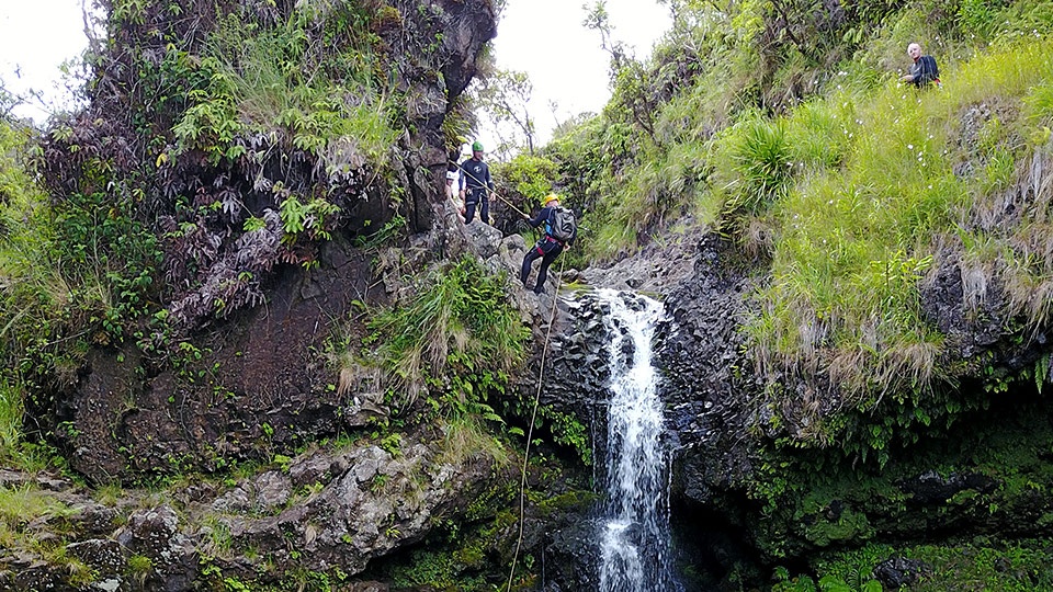 Best Maui Land Activities Rappel Waterfall