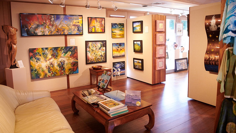 Best Hana Activities Art Galleries