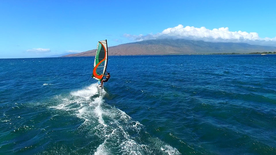 Things to do in Hawaii Windsurfing