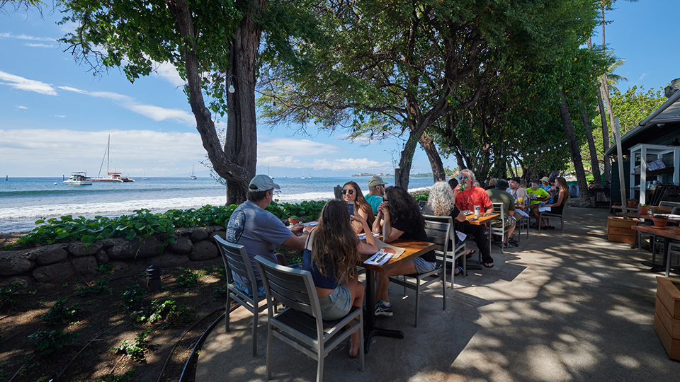 Oceanfront outdoor seating at Aloha Mixed Plate in Lahaina, Maui
