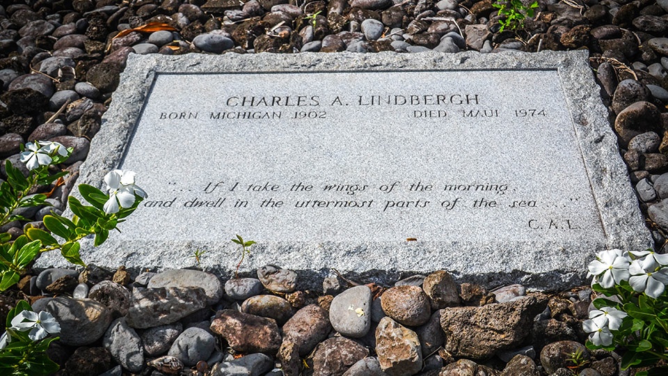 Best Maui Activities Charles Lindberghs Grave