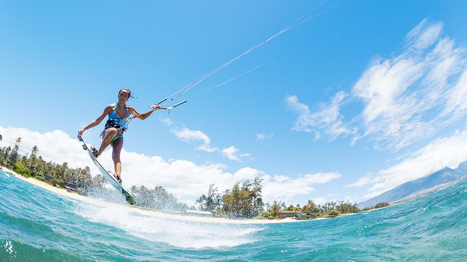 Best Maui Ocean Activities Kitesurfing