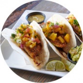 Good lunch spots near me discount