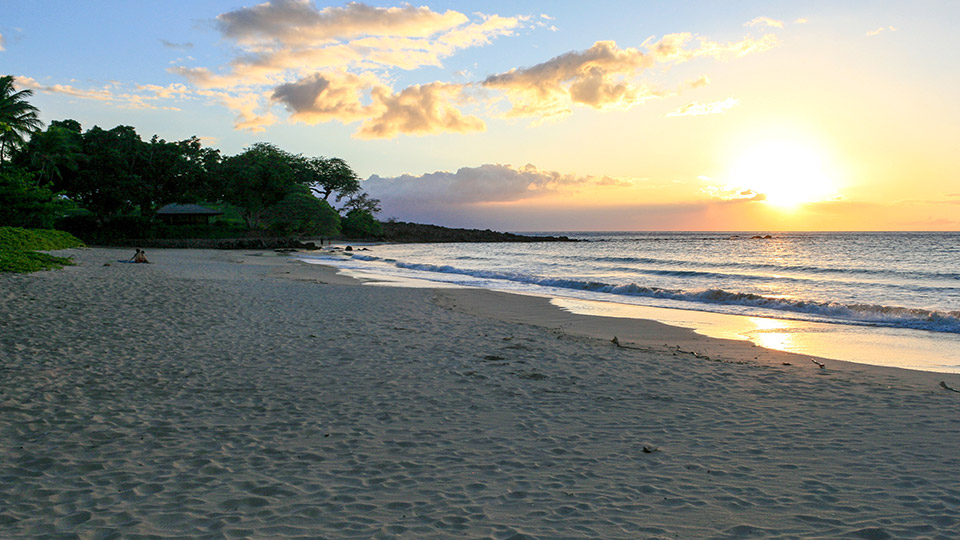 Sunrise at Mauna Kea Beach