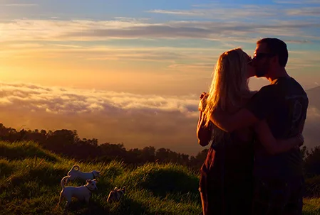 Maui Travel Tips Couple Kissing at Maui Sunset