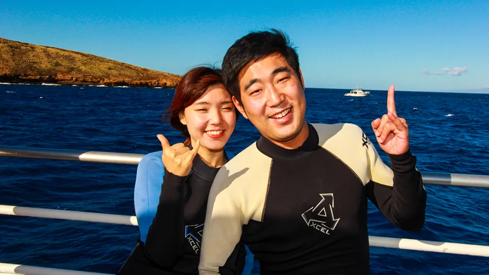 Couple on Molokini Snorkel Tour