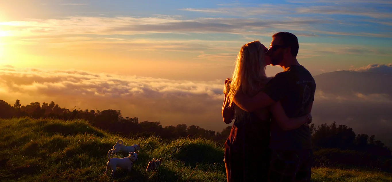 Maui Travel Tips Couple Kissing at Maui Sunset