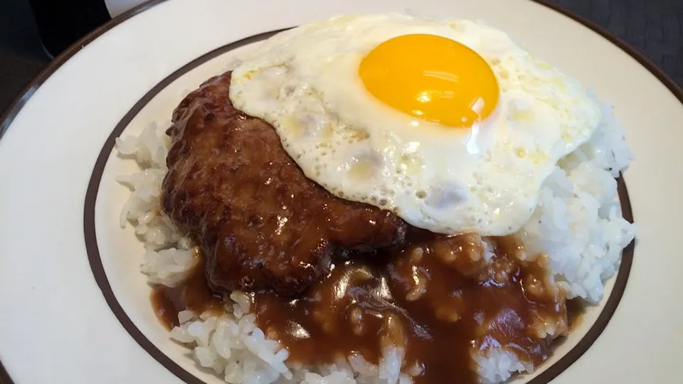 Best Loco Moco in Hawaii Cafe 100