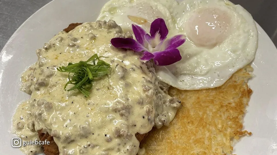 Best Places to Get Loco Moco in Hawaii Guieb Cafe