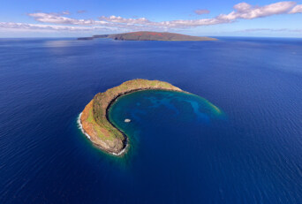 Top Snorkeling Tips for Visiting Molokini Crater