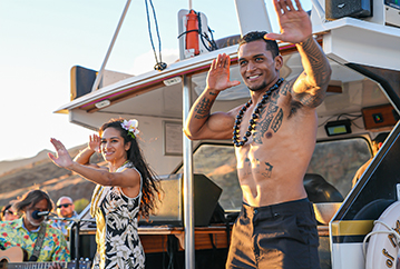 Polynesian Dance & Live Music